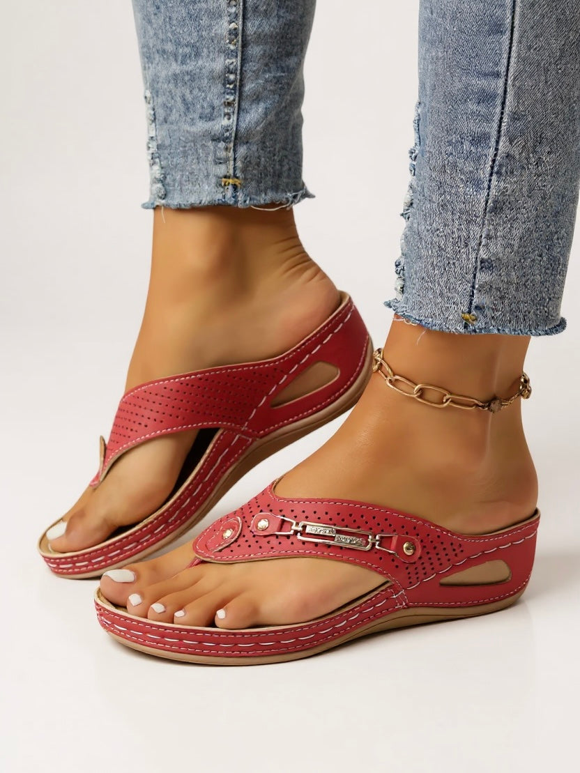 Aria Glide Sandals