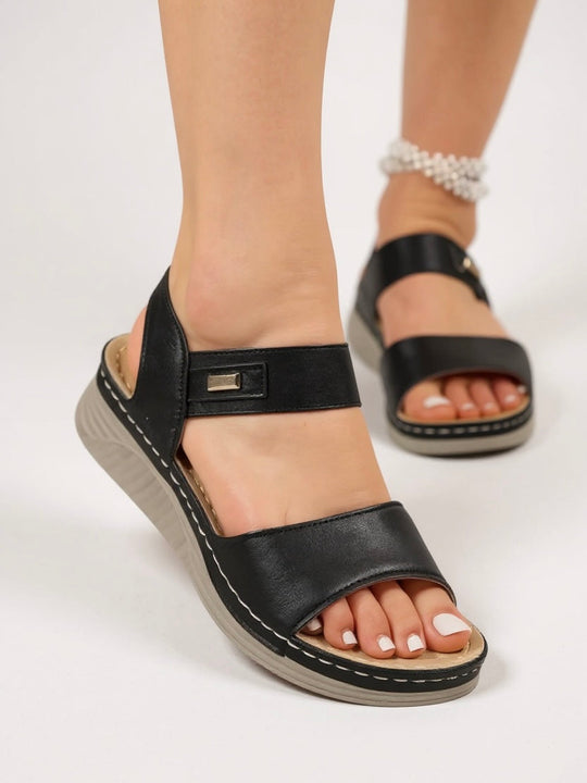 Liora Easy Sandals