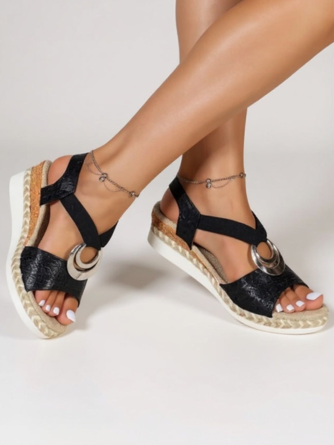 Luna Crest Sandals