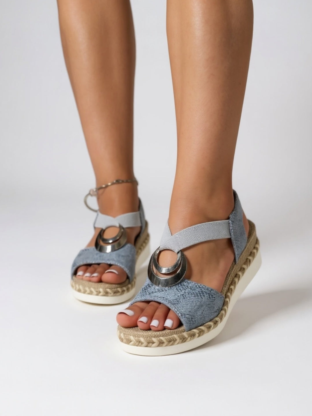 Luna Crest Sandals