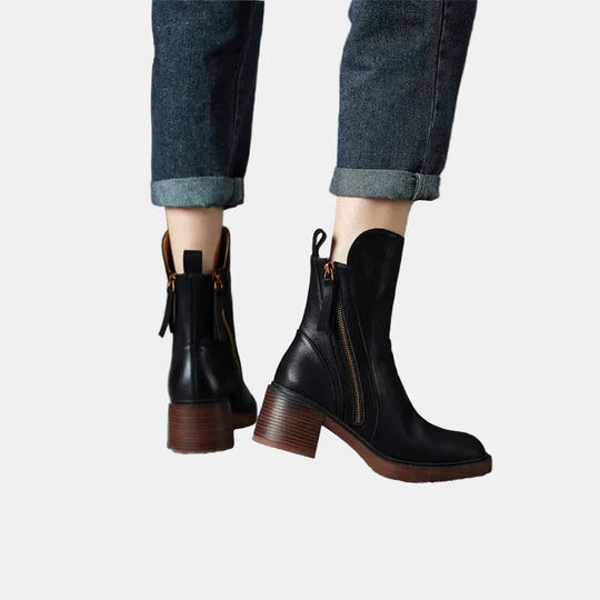 Taylor - Chic Platform Boots
